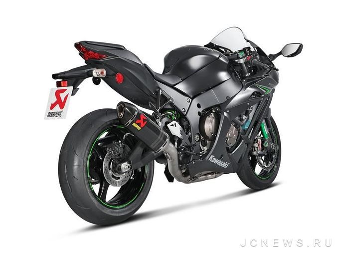 ����� Kawasaki Ninja ZX-10R ������� ��������� ������� �� Akrapovic
