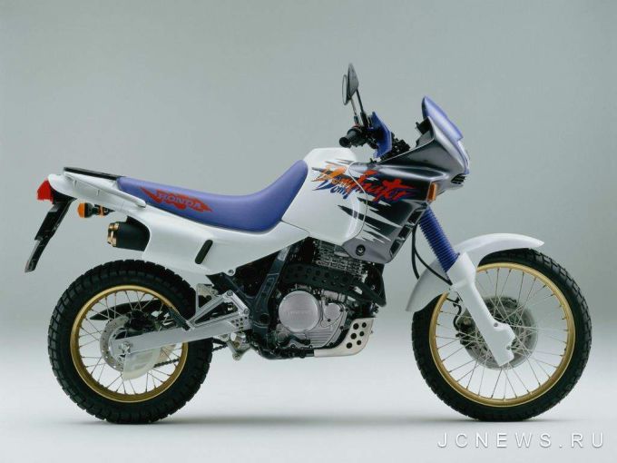 Honda ����� ��������� NX650 Dominator